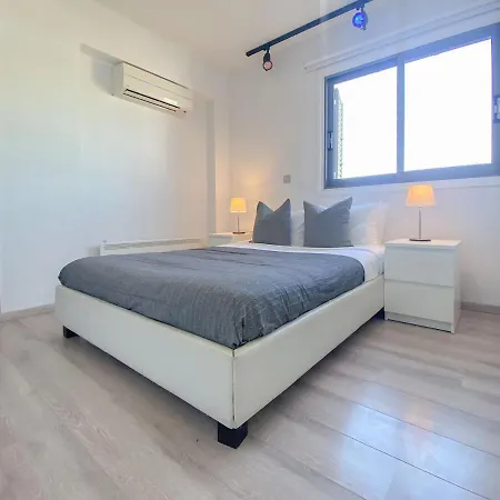 Phaedrus Living: City Flat Rafaella 6 アパート *