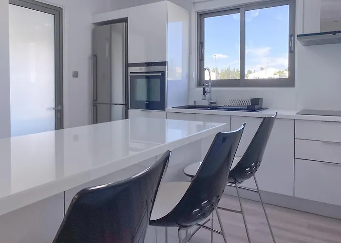 公寓 Phaedrus Living: City Flat Rafaella 6